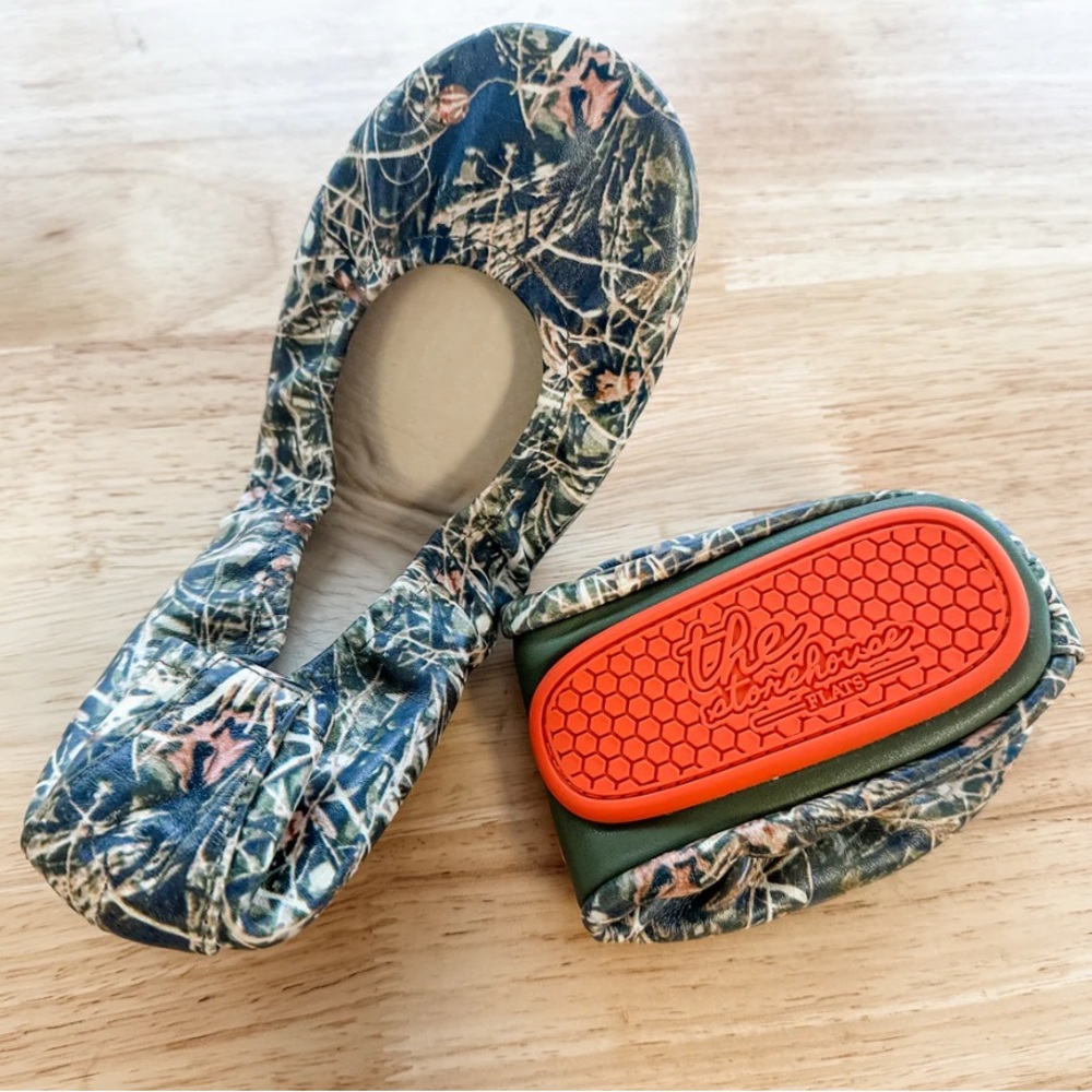 The Storehouse Flats Woodland Camo size 10 Brand New